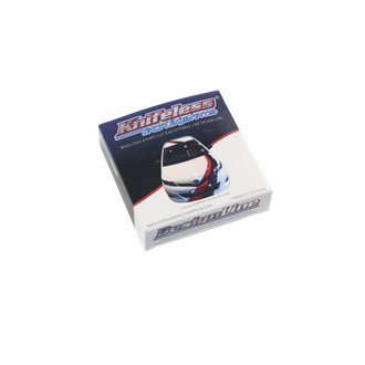 o cutie cu poza unei masini pe ea