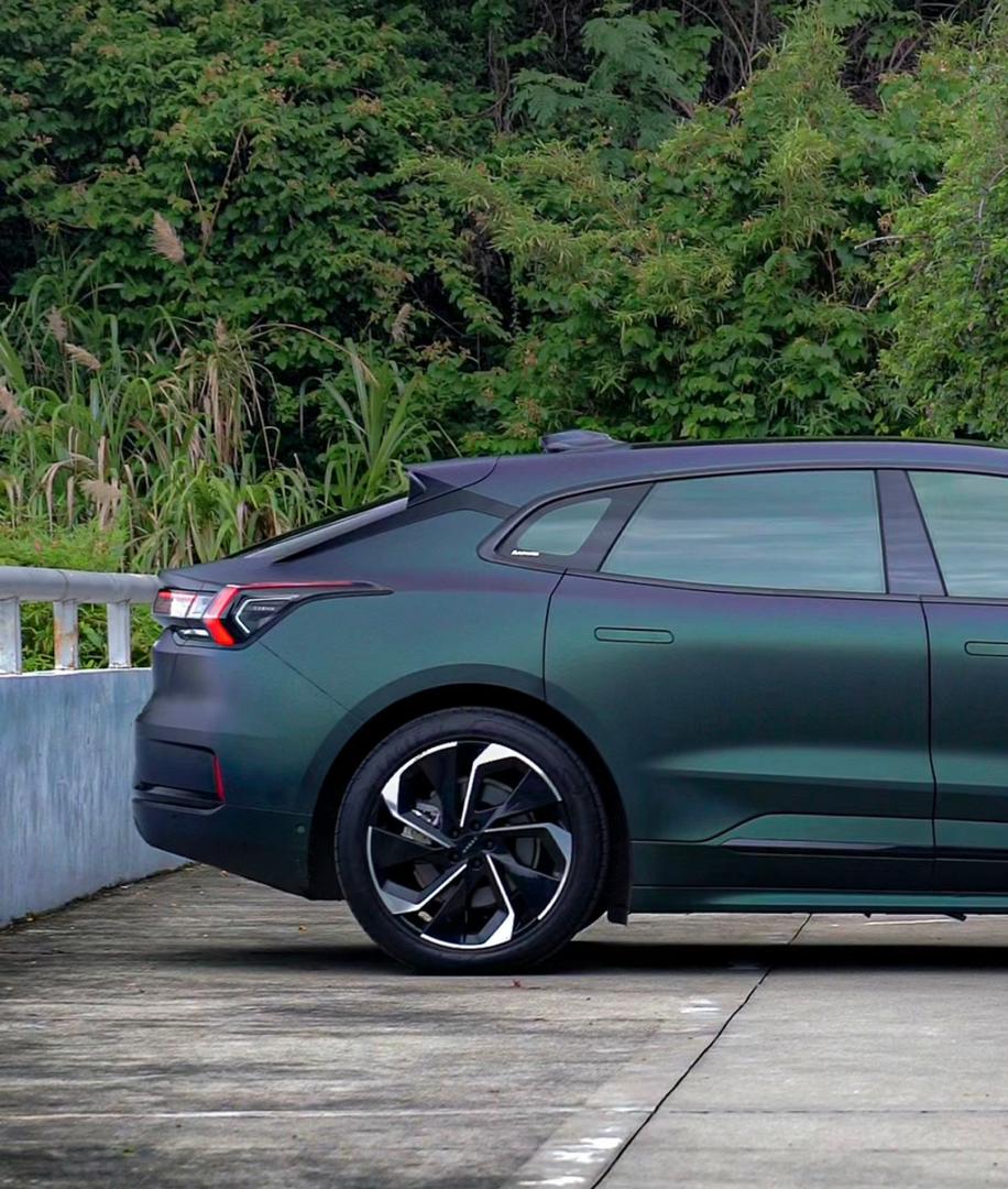 RedWrap Car Wrap Matte Metallic Ultimate Magic Green