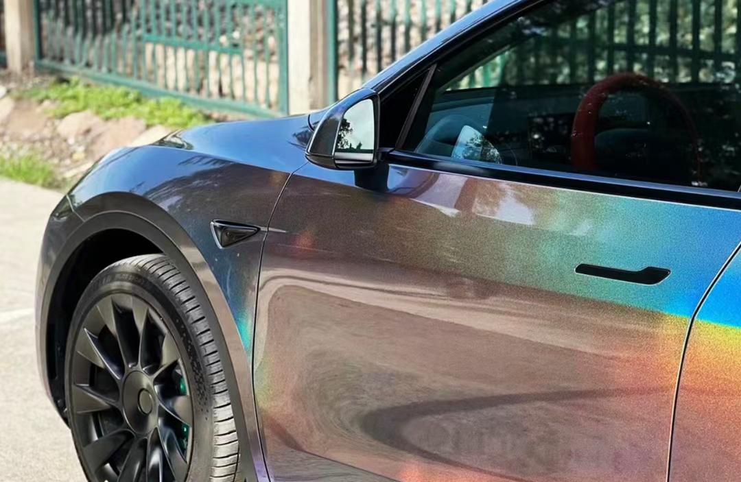 RedWrap Car Wrap Special Effects Psychedelic Black