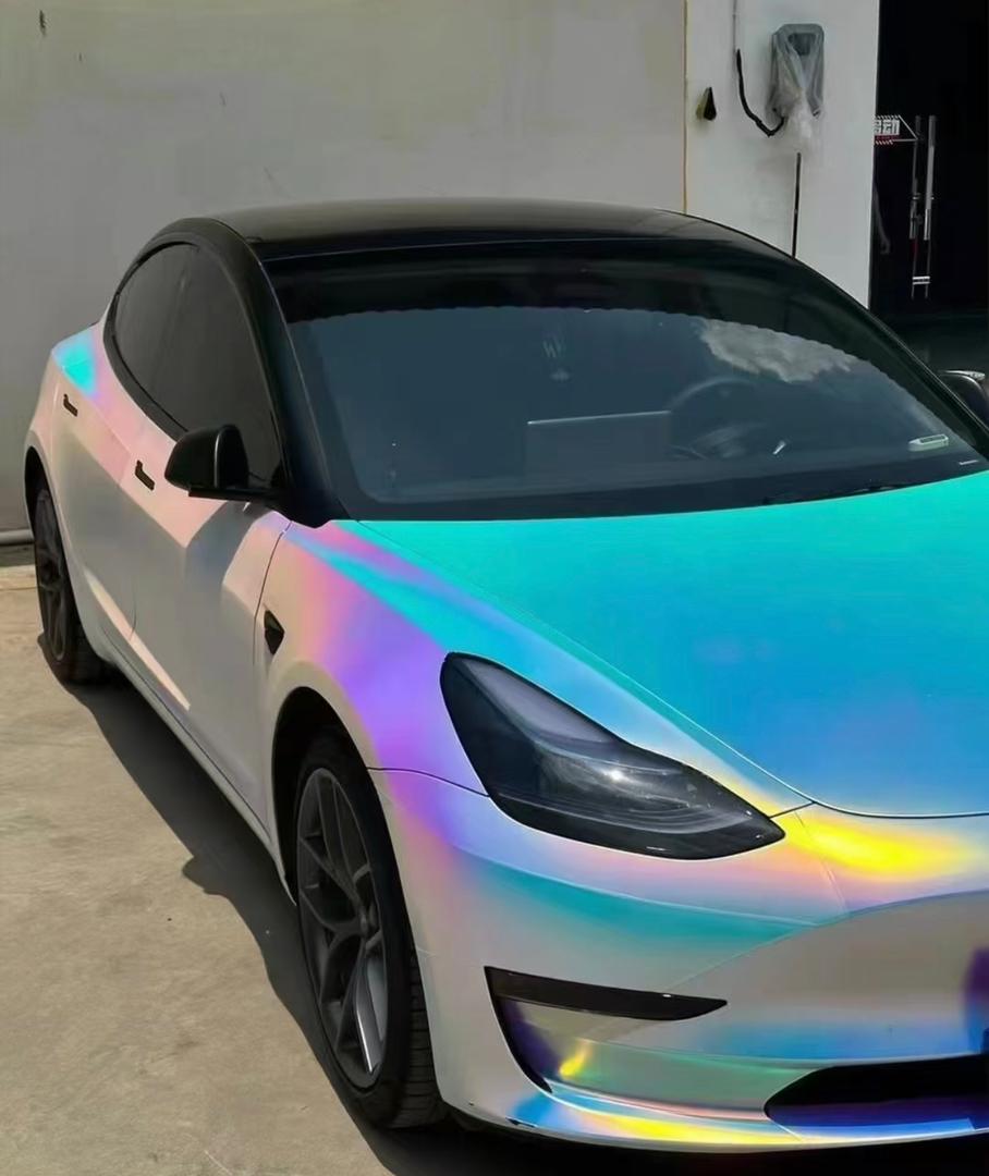 RedWrap Car Wrap Special Effects Matte Rainbow Chrome White