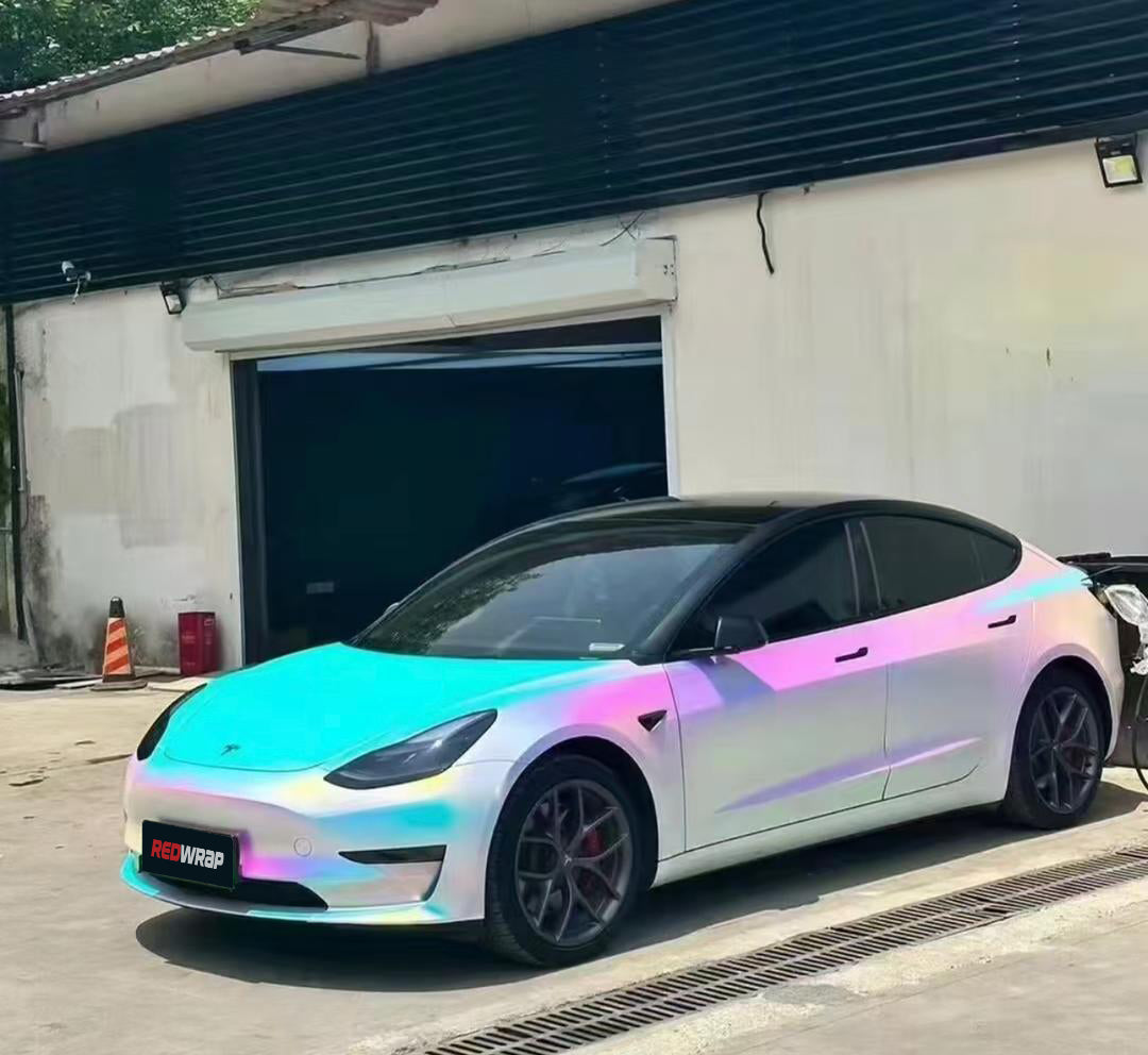 RedWrap Car Wrap Special Effects Matte Rainbow Chrome White