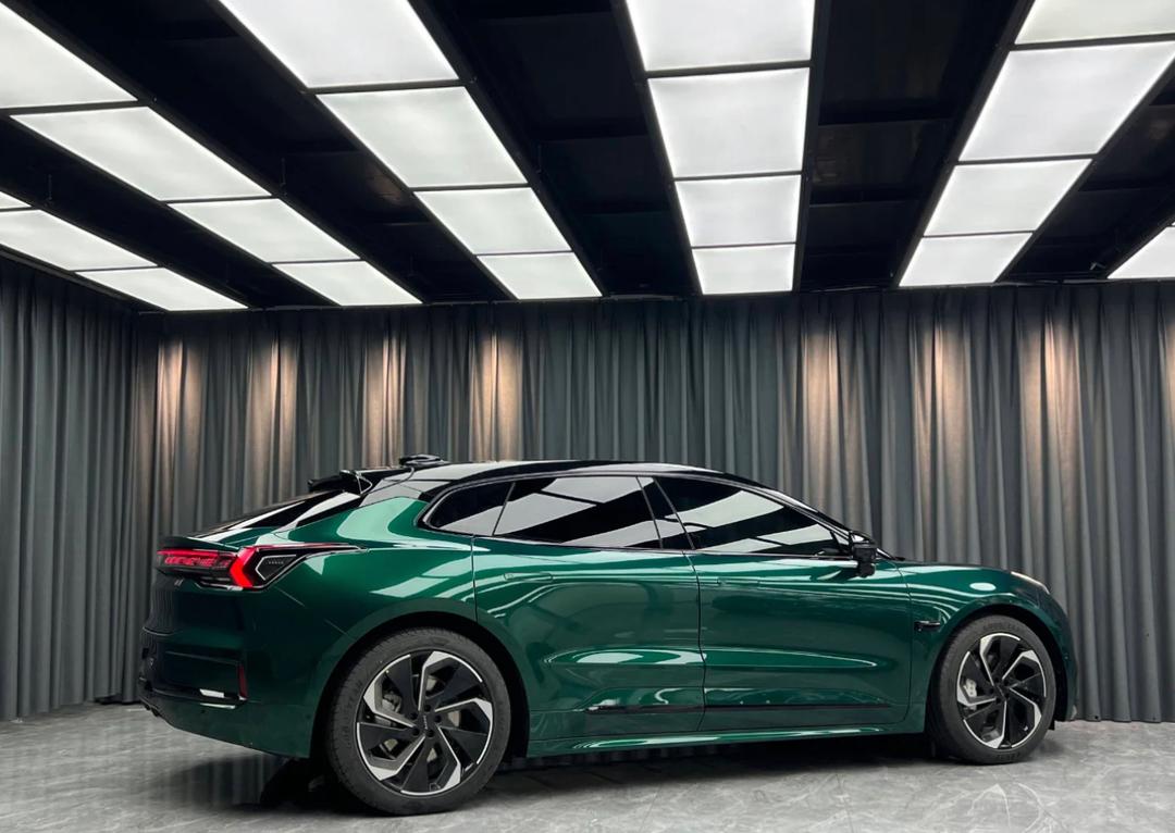 RedWrap Car Wrap Liquid Metal Jet Green Metallic