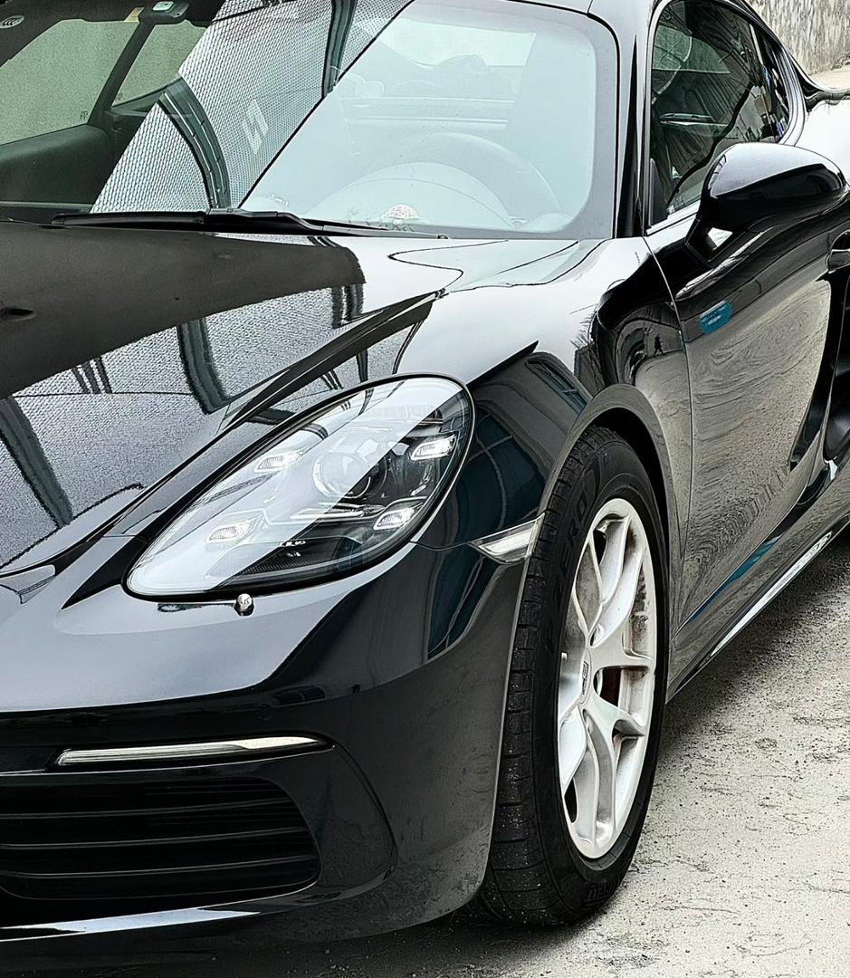 RedWrap Car Wrap Super Gloss Piano Black