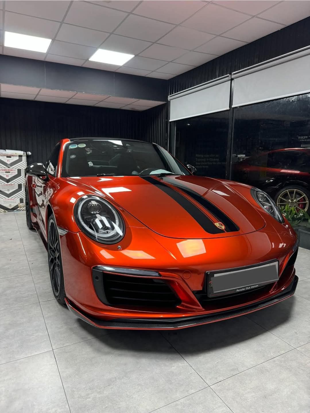 RedWrap Car Wrap Liquid Metal Mclaren Volcano Orange