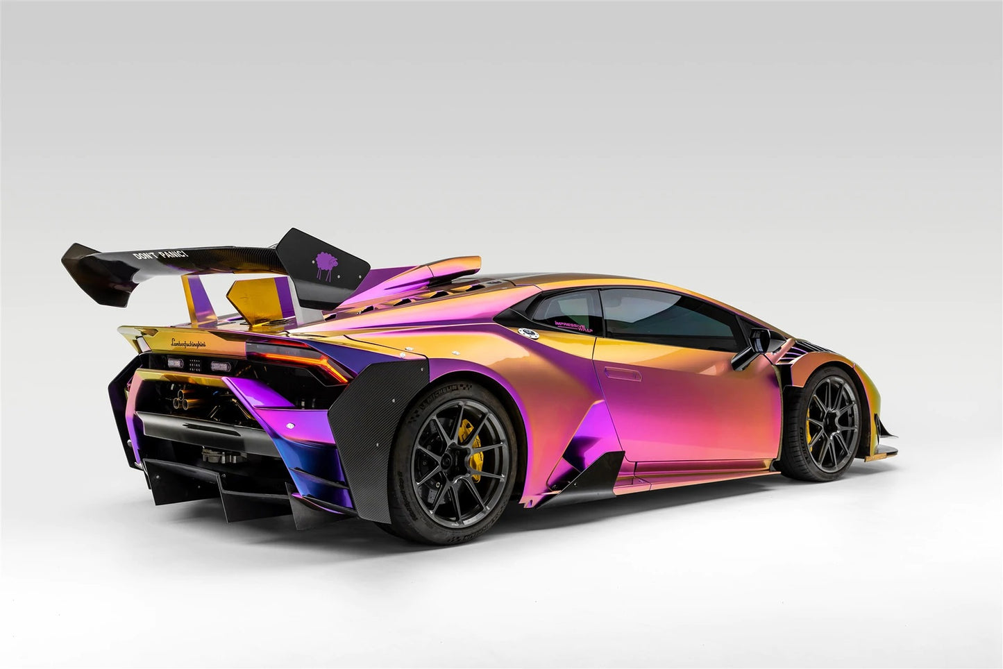 INOZETEK X ALEX CHOI – CELESTIAL UNICORN