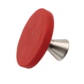 Un buton roru din plastic cu o baza metalica