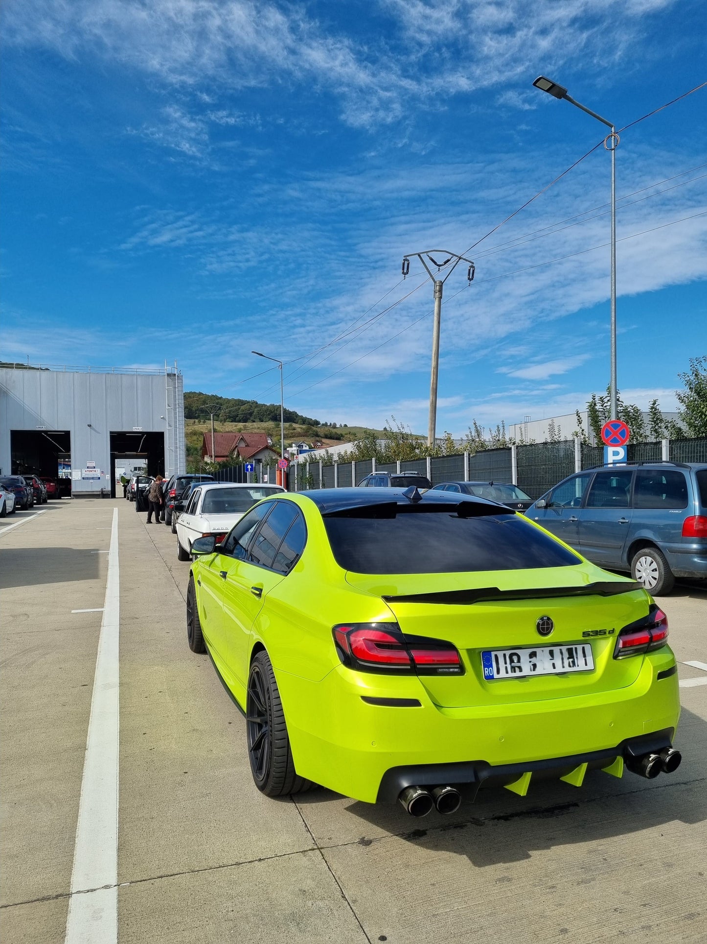 RedWrap Car Wrap Liquid Metal Yellow Lime