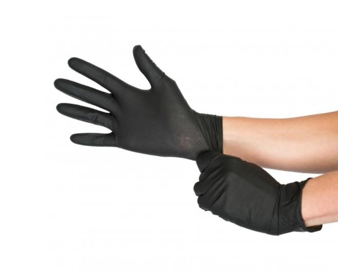 Manusi Farma Gloves nepudrate din nitril de culoare neagra trase pe maini